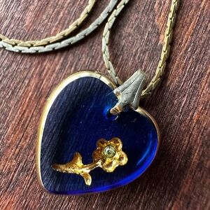 Vintage Blue Heart Love Pendant Necklace with Gold Flower Stamped Korean